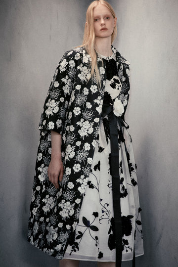 ARIA COAT BLACK/WHITE *PRE-ORDER*