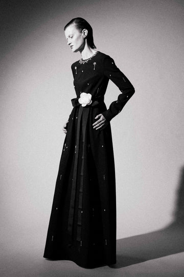 DELPHI GOWN BLACK *PRE-ORDER*