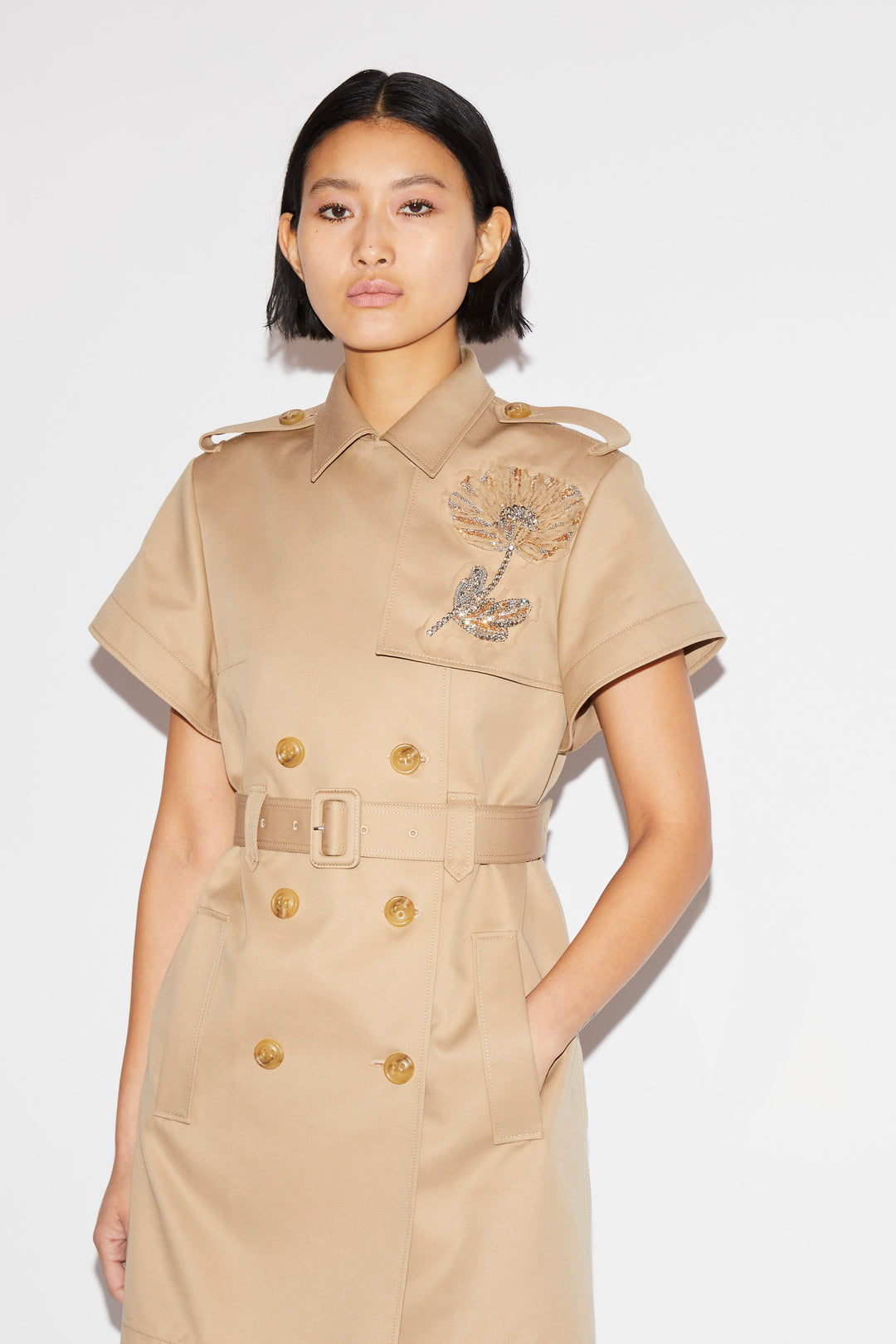 「HUISHAN ZHANG」リサイクルクレープ フェザートリム JACKETS AND COATS – HUISHAN ZHANG
