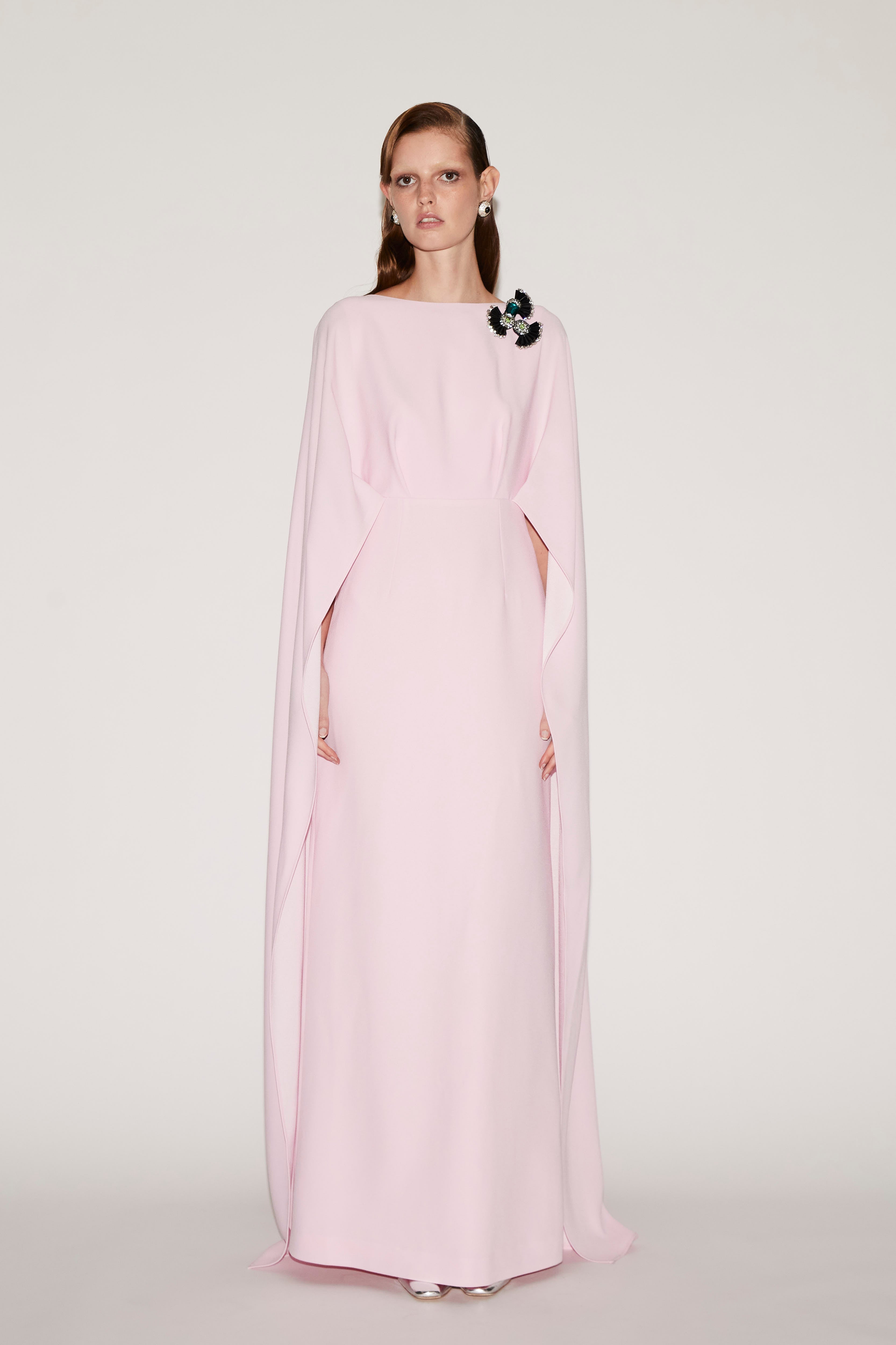 Luxury Modest Fashion & Elegant Occasionwear | Huishan Zhang