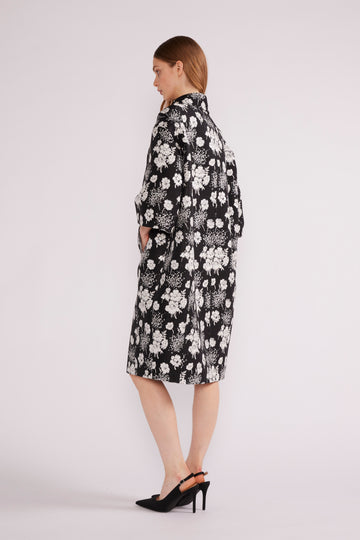 ARIA COAT BLACK/WHITE *PRE-ORDER*