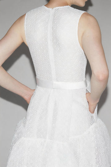 JODIE GOWN WHITE GRAPHIC GUIPURE